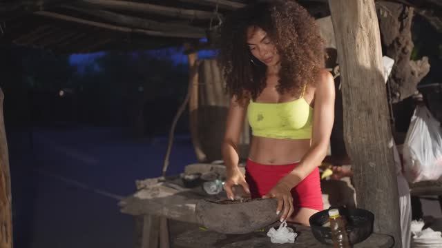 Жизнь в Колумбии. Деревенская тайна, мясо по-старинному смотреть онлайн