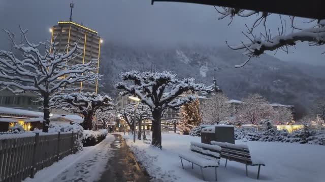 Утренний снегопад в Интерлакене. Самая красивая зимняя красота Швейцарских Альп смотреть онлайн