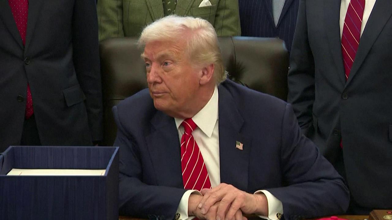 Президент США выступил с заявлением, что Владимир Путин сдержал данное ему слово. смотреть онлайн