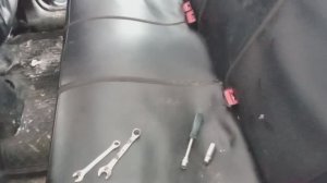 снятие задних сидений на ниве Шевроле