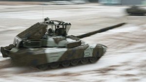 Танк Т-90М "Прорыв" уничтожил блиндаж с боевиками ВСУ в зоне спецоперации