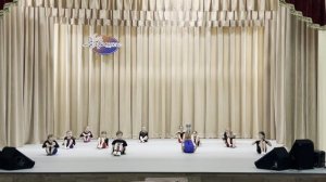 Акробатический этюд