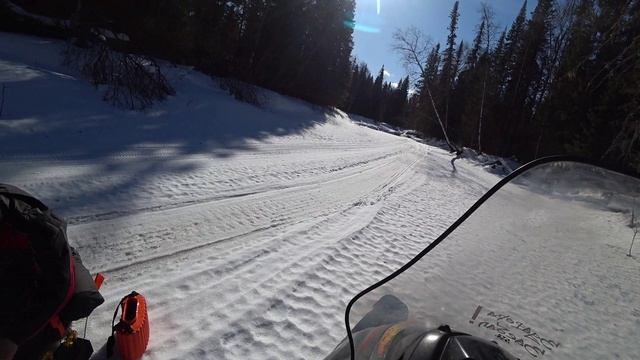 Зимняя рыбалка на озере и на реке. Снегоход тайга патруль. смотреть онлайн