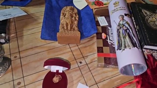 СПАСИБО ЗА ПОДАРКИ смотреть онлайн