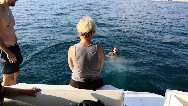 Морская прогулка на яхте вдоль Сочинского побережья