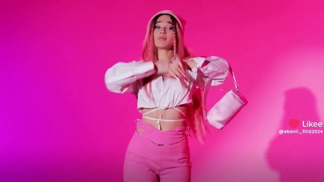 MARI M, с новой песней о себе смотреть онлайн