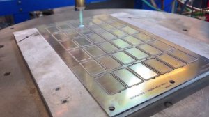 Металлические компоненты электронных устройств, гидрофобные свойства