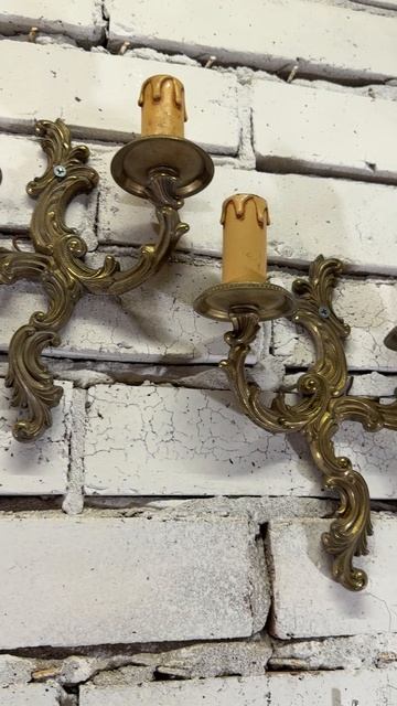 Два двухрожковых настенных светильника 20778