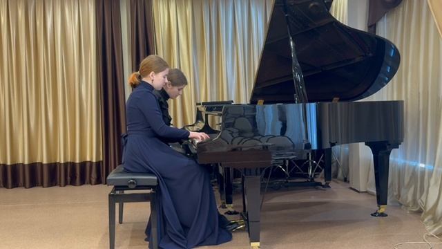 Фортепианный дуэт Ермолина Надежда, Шевелева Полина