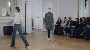 Показ женской коллекции Toteme осень-зима 2026-2027