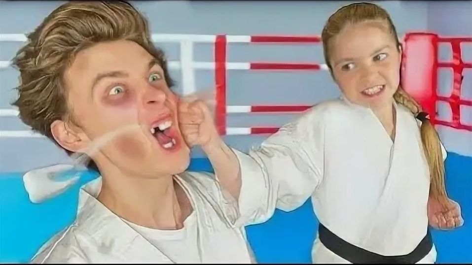 ВЛАД А4 против ПЯТИКЛАССНИКОВ ! А4 смотреть онлайн