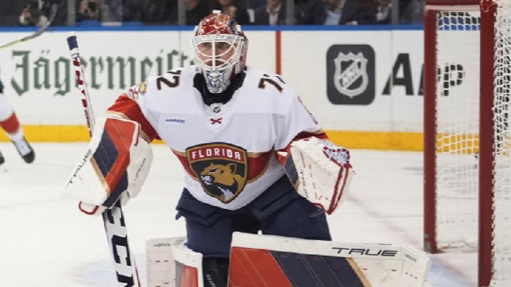 Вратарь Бобровский побил рекорд НХЛ и помог "Флориде" победить впервые за 5 игр смотреть онлайн