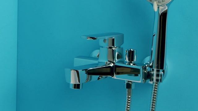 Смеситель для ванны с душем BOOU B8215-3EH хром