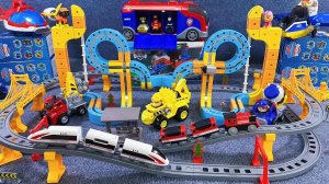 Игрушечный поезд и машинка | Игрушки для детей | Мультики для детей