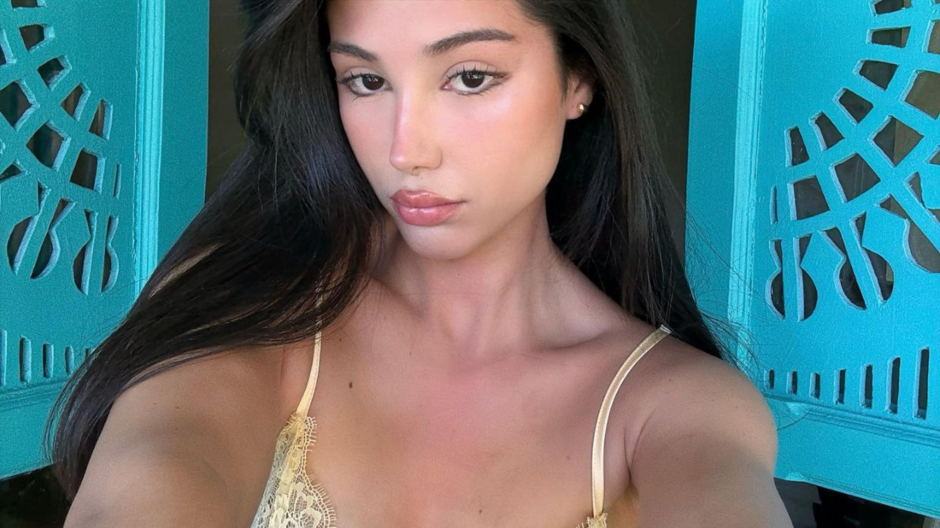 Sinomatic — You’re Mine / Marci Moral / Music Ground Video