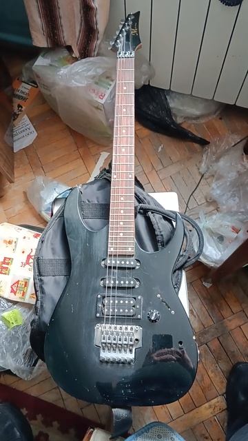 Электрогитара, гитара, нужно, пишите в комментах, цена договорная,