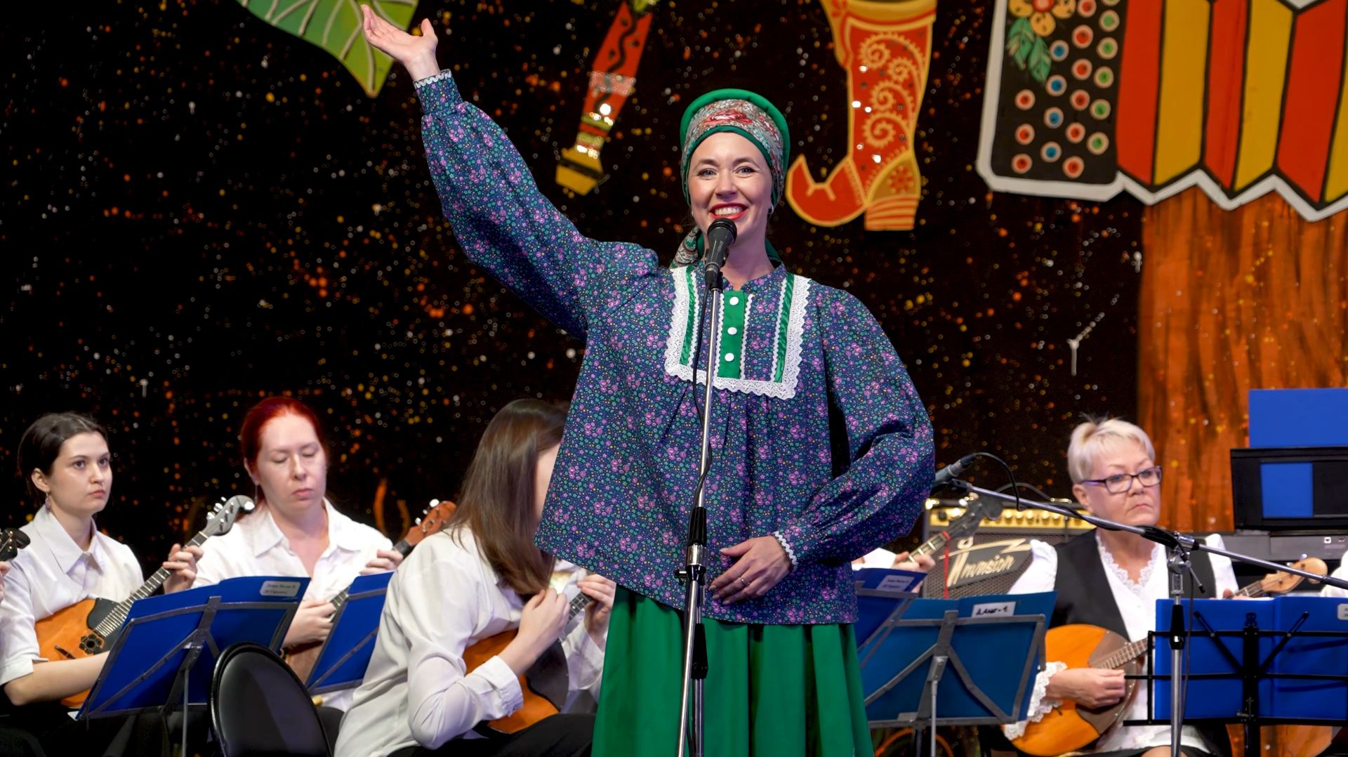 Оркестр русских народных инструментов,  Е. Великая » Перевоз Дуня держала «