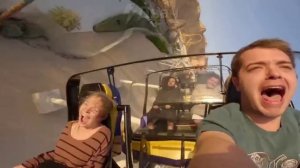 В Саудовской Аравии открыли самый экстремальный парк аттракционов — Six Flags Qiddiya побил сразу 5