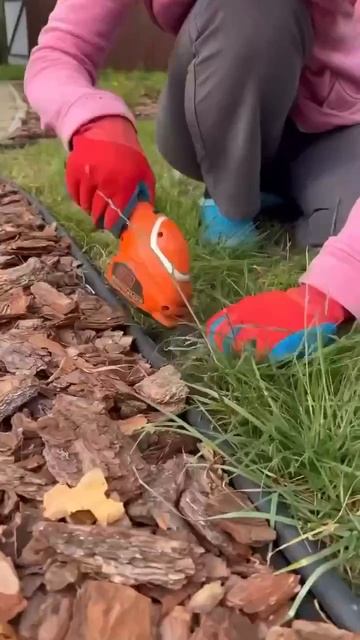 Аккумуляторные ножницы