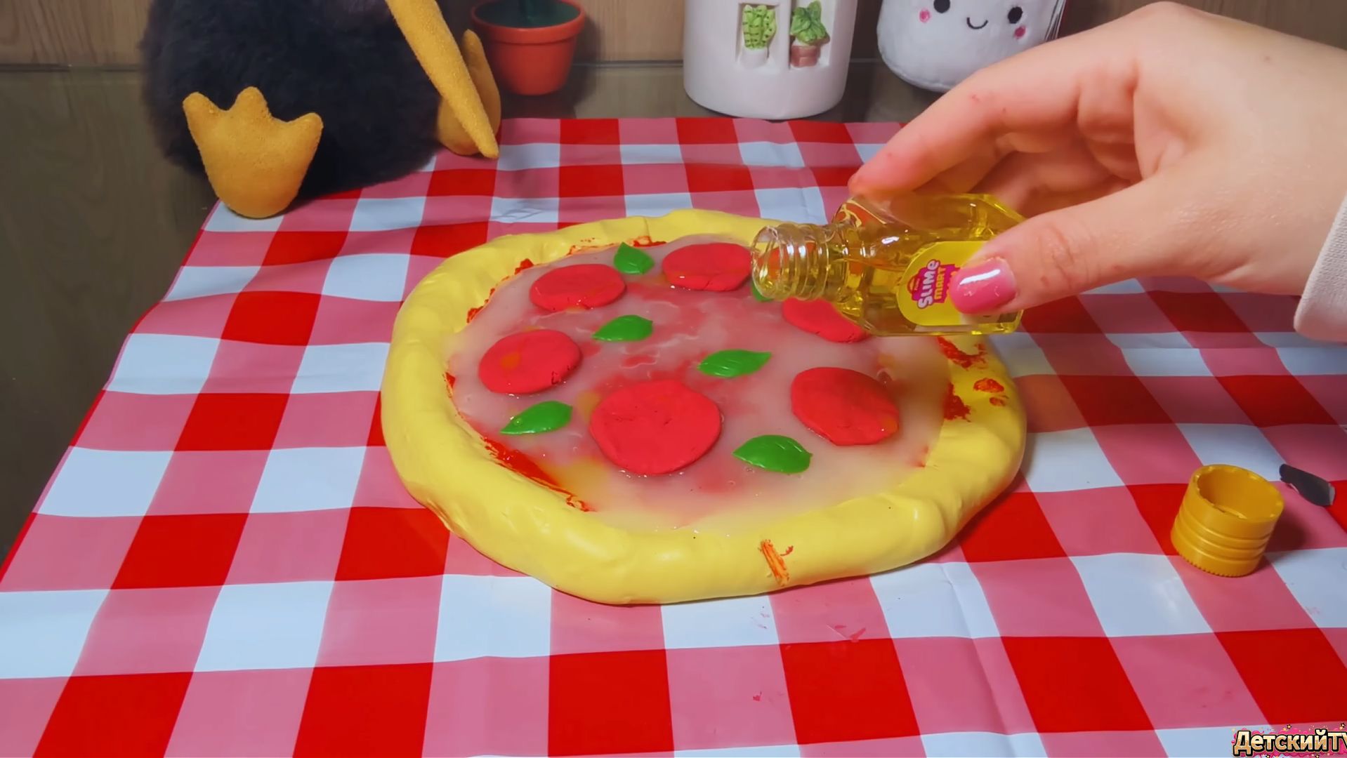 Слайм пицца 🍕 игрушки — делаем впервые | Залипательное видео для детей | Мультики для детей смотреть онлайн