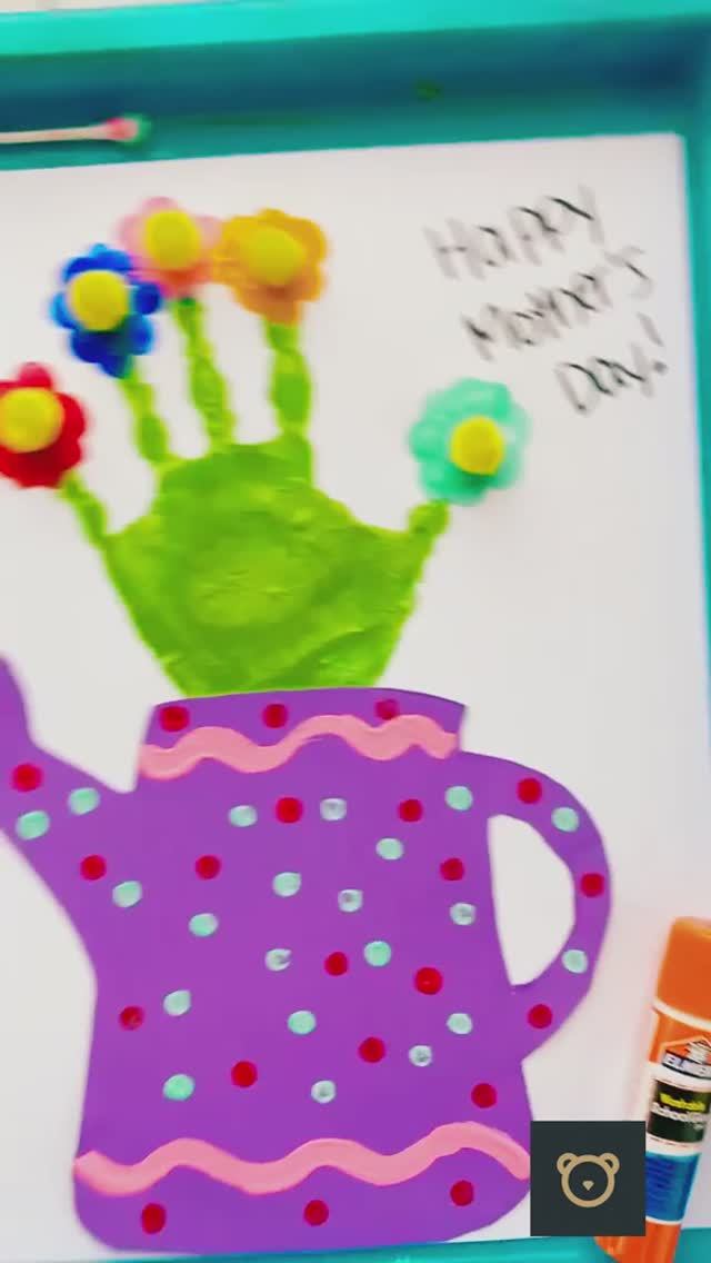 Рисуем пальчиками и ладошкой — яркий букет для мамы 🌸