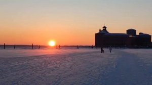 Закат солнца около Чумного форта в Кронштадте