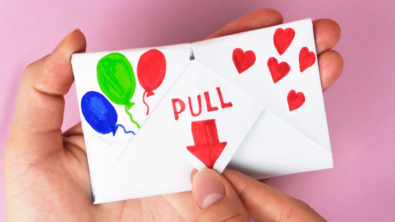 🍒Конверт Сюрприз из бумаги / Подарок Открытка на 8 марта /Как сделать открытку с сюрпризом смотреть онлайн