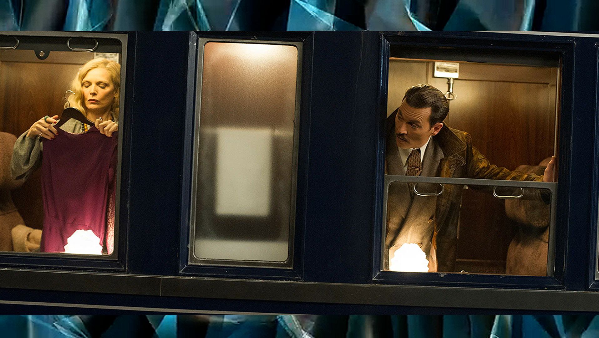 ОНА СИДЕЛА У ОКНА