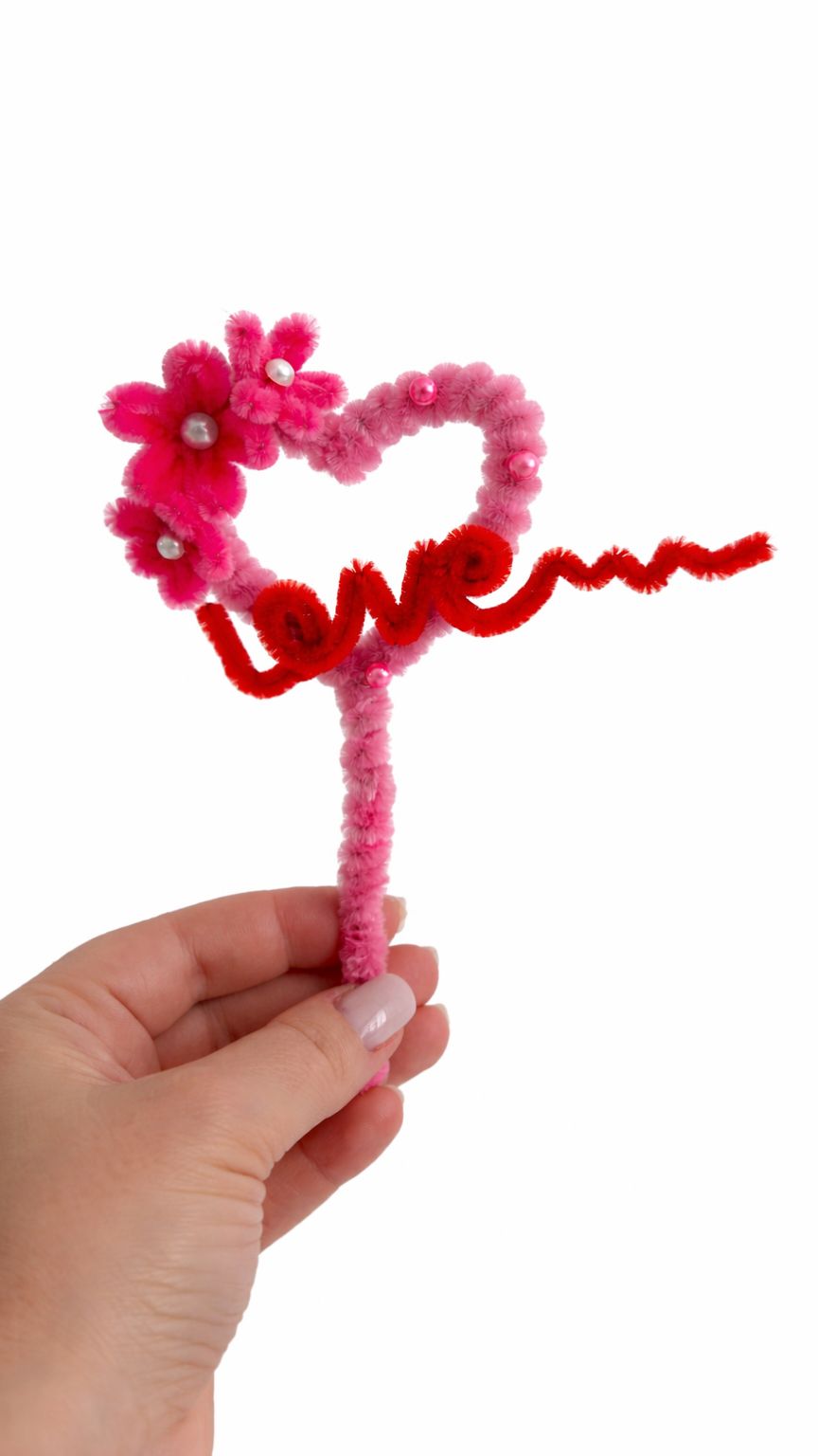 Как сделать сердечко из синельной проволоки в подарок на 14 февраля. Валентинка своими руками. смотреть онлайн