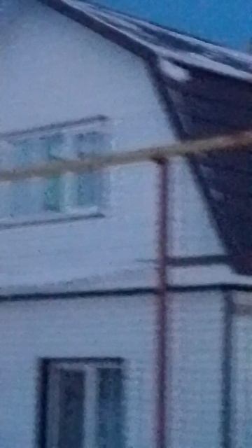 ЛУНА РЯДОМ.