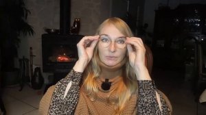 Полетим в Россию с другом французом.