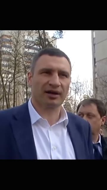 Прирожденный 🤣оратор!