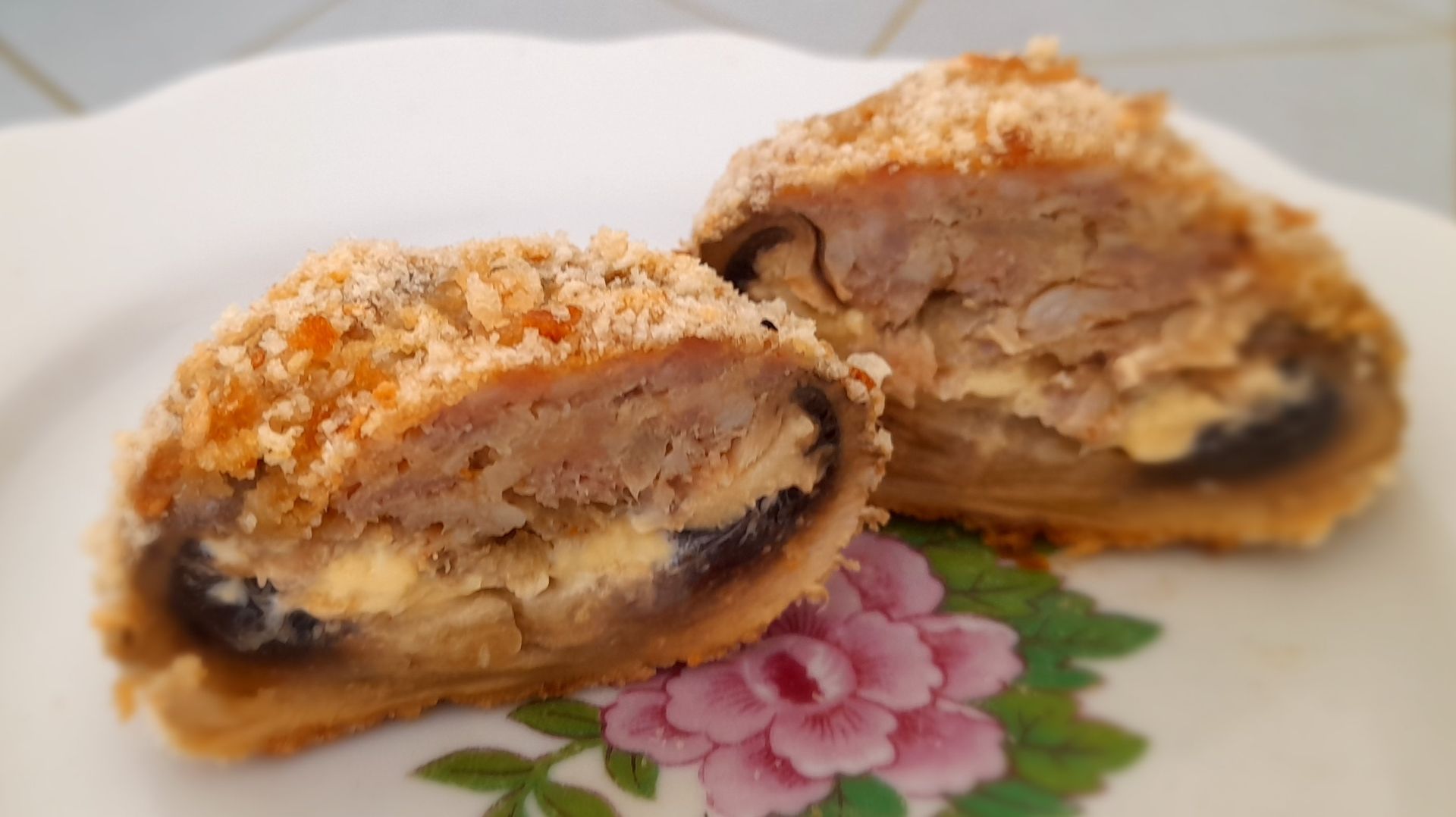 Фаршированные шампиньоны