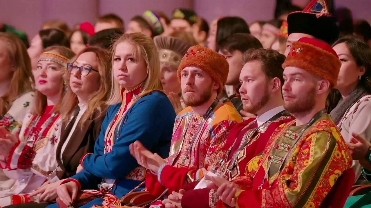 В Москве дан официальный старт объявленному президентом "Году единства народов России". смотреть онлайн