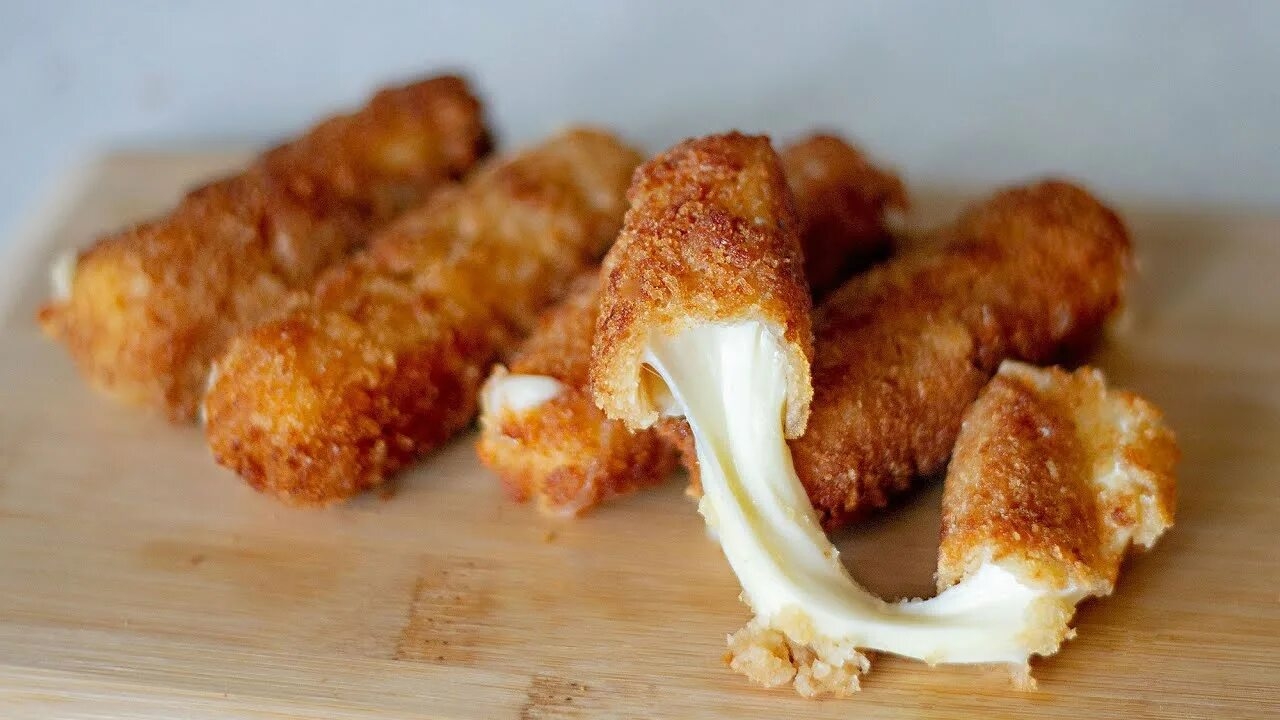 Сырные палочки в панировке