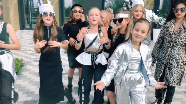 Fashion kids (backstage) смотреть онлайн