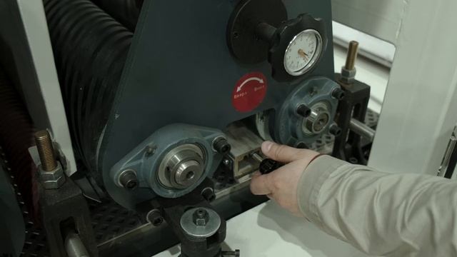 Калибровально-шлифовального станка WoodTec R-RP 1000 смотреть онлайн