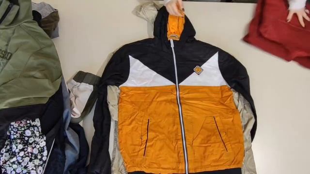 Лот 1955 Куртки Ветровки мж Германия ПРЕМИУМ 1120р_кг 19,2 кг 36ед