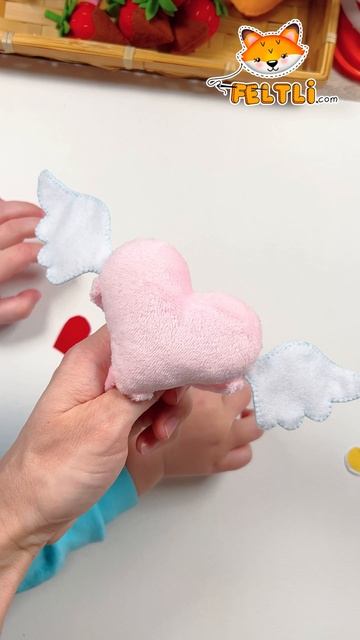 Да, я в порядке!Но это не точно 😜#feltli #валентинка #деньвсехвлюбленных #14февраля #игрушкиизфетра Да, я в порядке!Но это не точно 😜#feltli #валентинка #деньвсехвлюбленных #14февраля #игрушкиизфетра