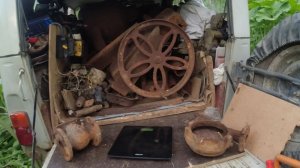 Металл стаскиваю к точке взвешивания и вес впечатляет