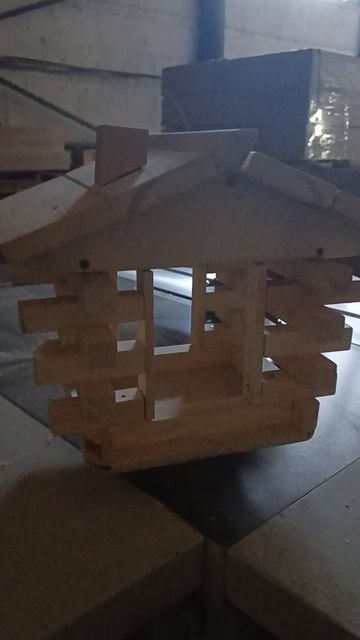 Кормушка для птиц 😀