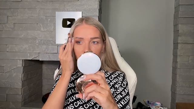 Макияж при помощи всего 3-х кистей | Эллин Святимова