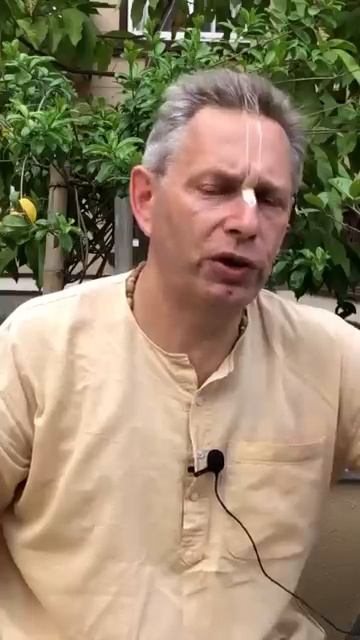 Почему кришнаитам не надоедает их мантра? Секрет Харе Кришна Е.М. Враджендра Кумар прабху Почему кришнаитам не надоедает их мантра? Секрет Харе Кришна Е.М. Враджендра Кумар прабху