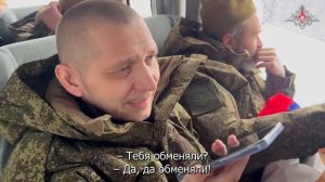 Освобожденные военнослужащие поговорили с родными и близкими