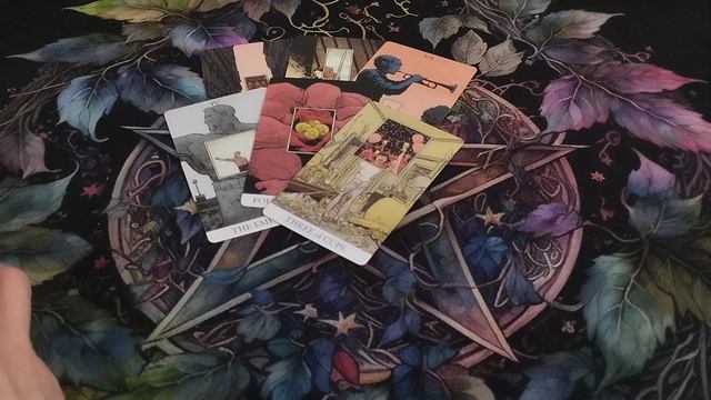 Что неожиданно произойдет? Таро расклад