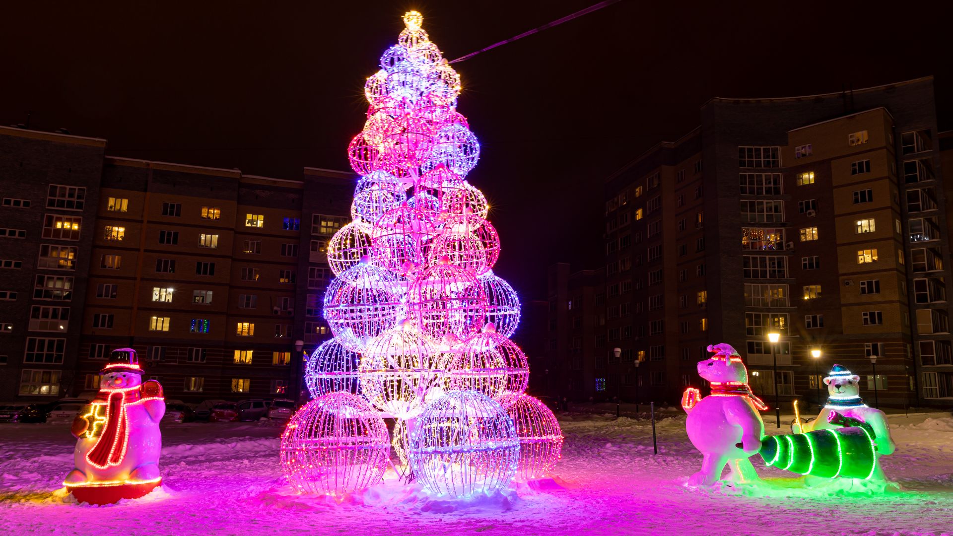 Светодиодная елка для благоустройства города.