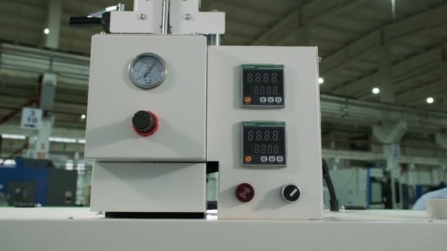 Кромкооблицовочного станка WoodTec Compact PUR смотреть онлайн