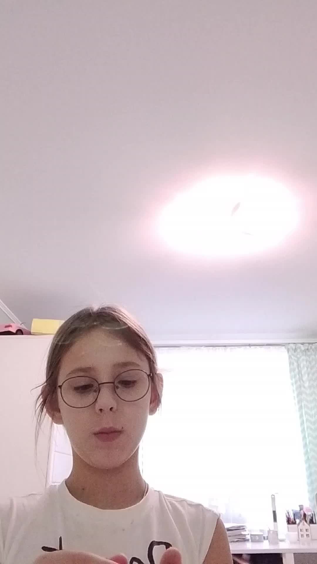 Arina lime 🍋🟩 смотреть онлайн