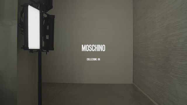 Показ женской коллекции Moschino весна-лето 2026