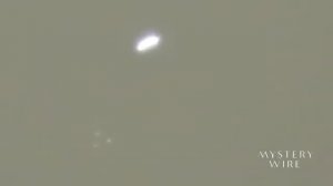 Видео с Инопланетным Материнским Кораблем